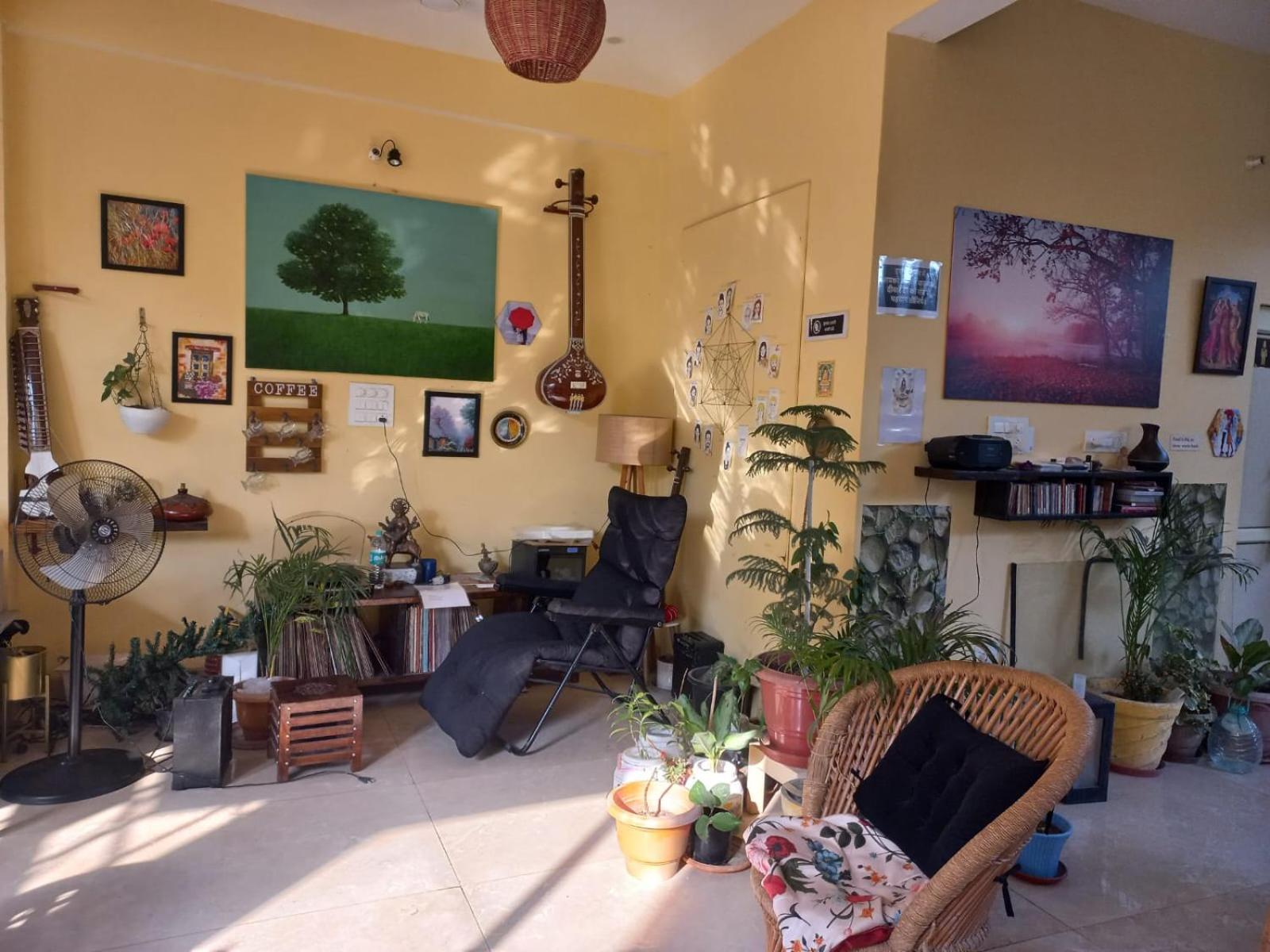 Devi Music Ashram Bed & Breakfast Rishikesh Bagian luar foto